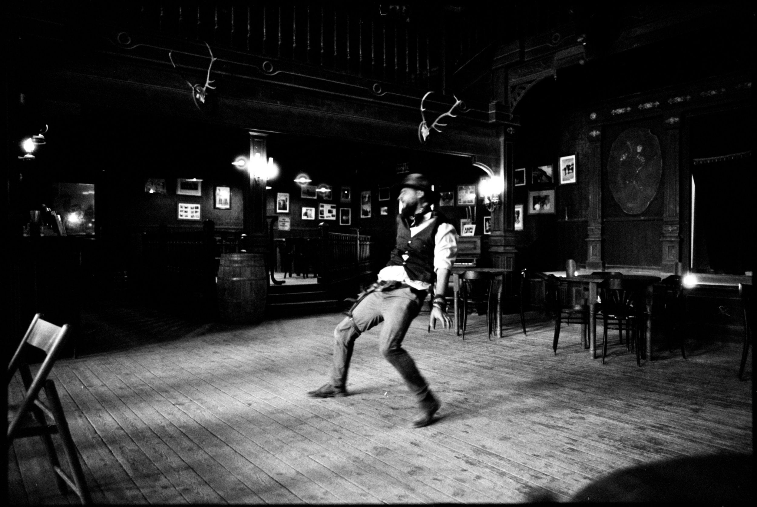 Western saloon film photography - Analog photography artistic project Spain